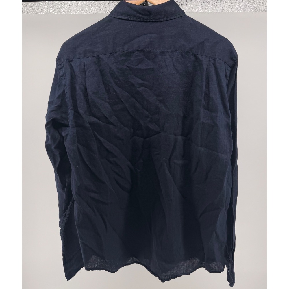 Uniqlo Men's Navy Button-Down Casual Shirt